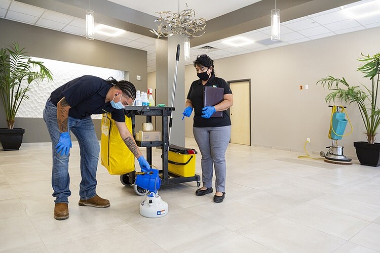 c&r janitorial services oakville